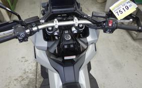 HONDA X-ADV 750 2025 RH21