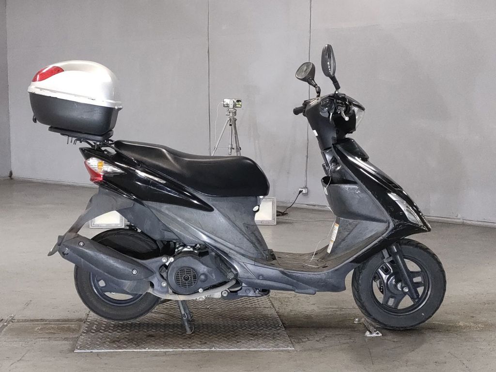 Фото Suzuki ADDRESS V125 с японского аукциона