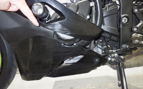 KAWASAKI ZX-25R ZX250E