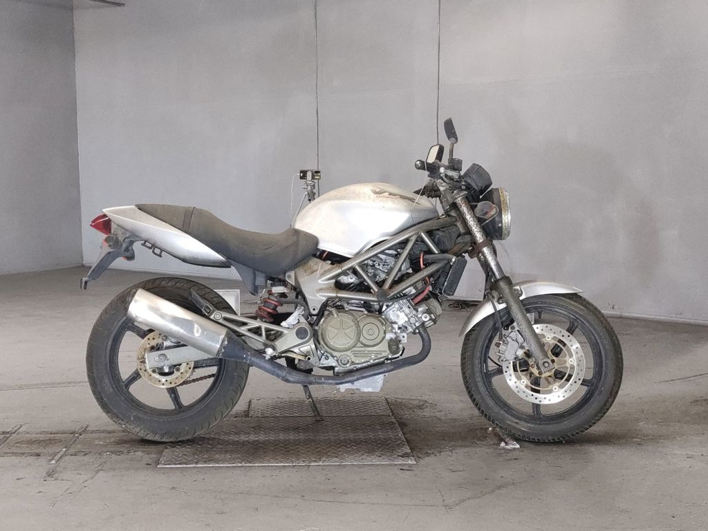 Фото Honda VTR 250 1998 с японского аукциона