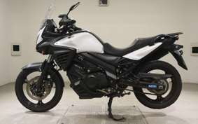 SUZUKI Vｽﾄﾛｰﾑ650A 2013 VP56A