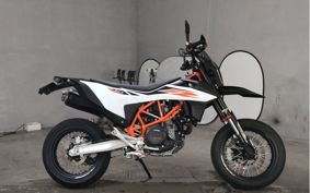 KTM 690 SMC R 2020 LSV40