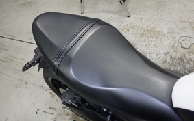 TRIUMPH TRIDENT 660 2021