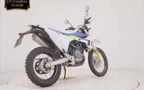 HUSQVARNA 701ED 2022