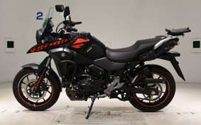 SUZUKI Vｽﾄﾛｰﾑ250A