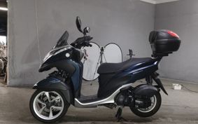 YAMAHA TRICITY 125 SE82J