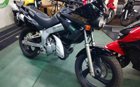 YAMAHA TDR125 DE04
