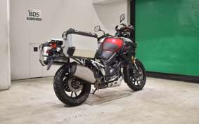 SUZUKI Vｽﾄﾛｰﾑ1000A 2015 VU51A