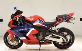 HONDA CBR1000RR 2004 SC57