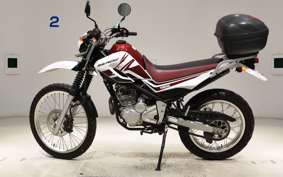 YAMAHA SEROW 250 Gen.2 2018 DG17J