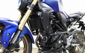 HONDA CB250R MC52