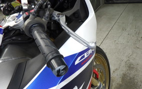 HONDA CBR1000RR SPECIAL EDITION 2014 SC59