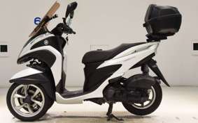YAMAHA TRICITY 125 SE82J