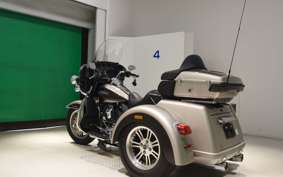 HARLEY FLHTCUTG TRIKE 1750 2018