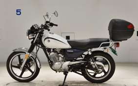 YAMAHA YB125SP