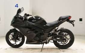 KAWASAKI NINJA 300 2013