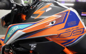 KTM 890 DUKE R 2022