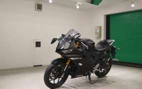 YAMAHA YZF-R25