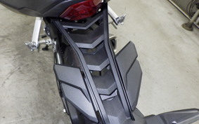 HONDA CB650R E-Clutch 2025 RH17