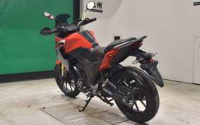 HONDA CB200X