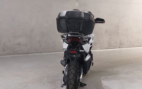 HONDA X-ADV 750 2025 RH21