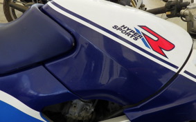 SUZUKI GSX-R250 GJ72A