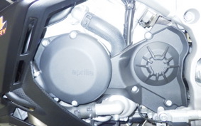 APRILIA RSV4 1100ファクトリ 2024