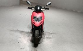 APRILIA SR125 STORM ..