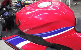 HONDA CBR600RR 2024 PC40