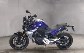 BMW F900R 0K11