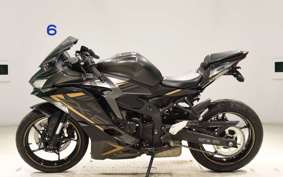 KAWASAKI ZX-25R ZX250E