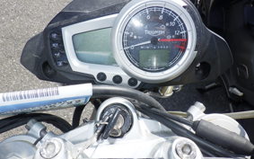 TRIUMPH STREET TRIPLE 2008