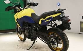 SUZUKI Vｽﾄﾛｰﾑ800DE 2025 EM1BA