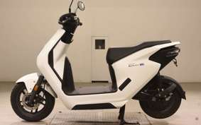 HONDA EM1E: 2010 EF16