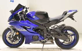 YAMAHA YZF-R6 2020