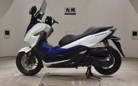 HONDA FORZA 250