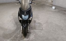 YAMAHA MAJESTY 125 SE27