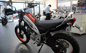 YAMAHA TORITSU CAR DG32J