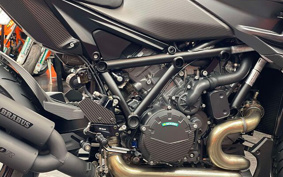 KTM BRABUS 1300R 2023 V3940