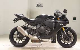 YAMAHA YZF-R1 2017
