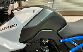 SUZUKI GSX-8S 2024 EM1AA