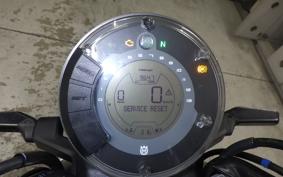 HUSQVARNA SVARTPILEN 125 2019