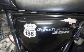 SUZUKI GRASS TRACKER NJ4BA