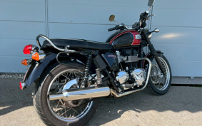 TRIUMPH BONNEVILLE T100 2014 TJ9157
