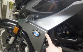 BMW F900R 2022