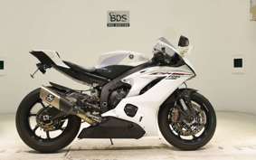 YAMAHA YZF-R6 2019