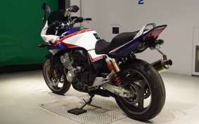 HONDA CB400 SUPER BOLDOR VTEC 2008 NC42