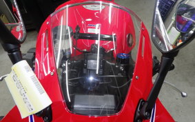 HONDA CBR600RR 2025 PC40