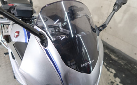 HONDA CB1300 SUPER  BOL DOR ABS 2023 SC54