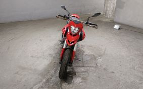 DUCATI  DUCATI  HYPERMOTARD 796 B101AA